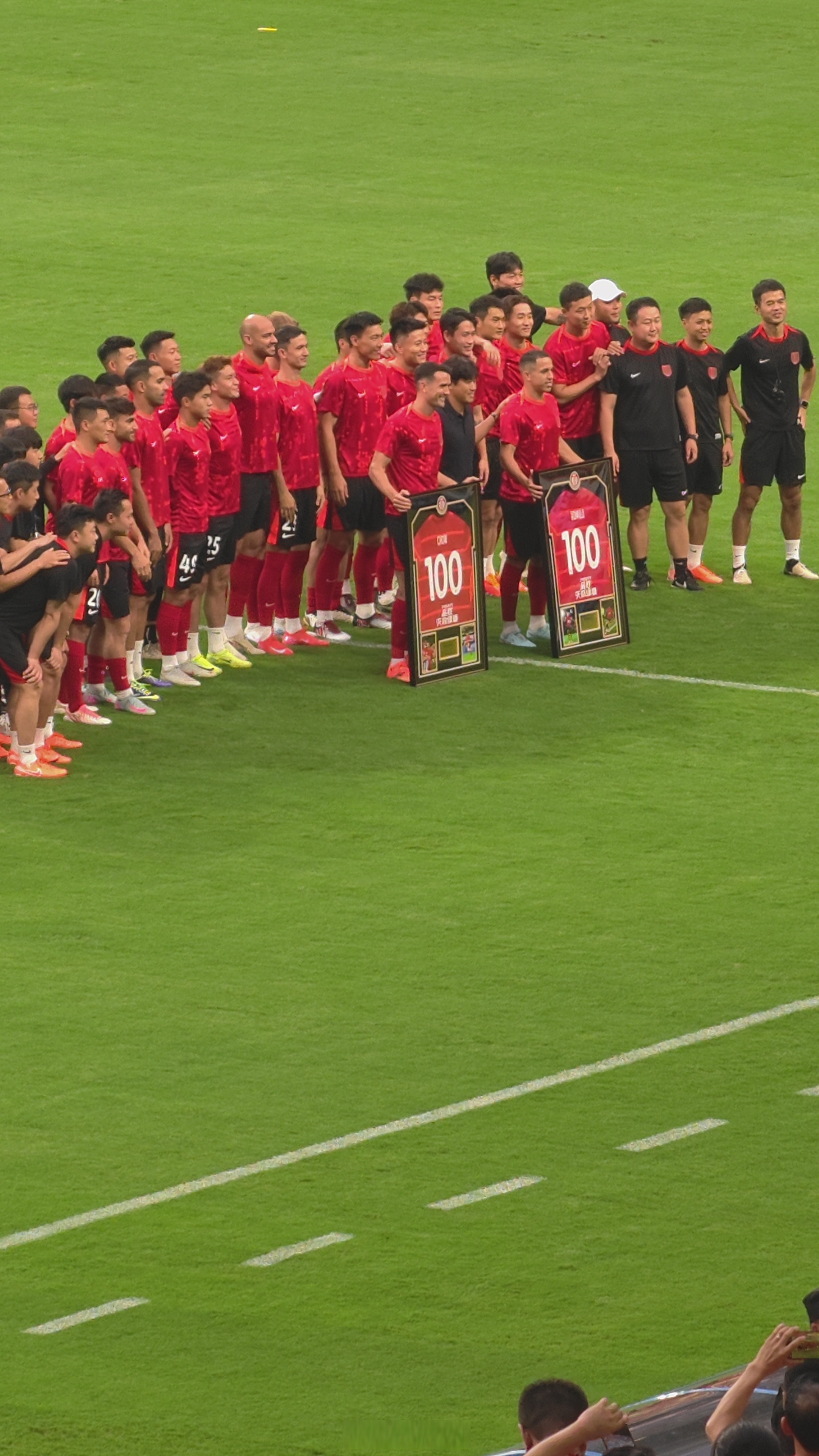 广州队围绕欧超杯刷新队史纪录毕尔巴鄂竞技今夜远射贴柱，现场解说直呼：今晨切尔西强势反弹的简单介绍