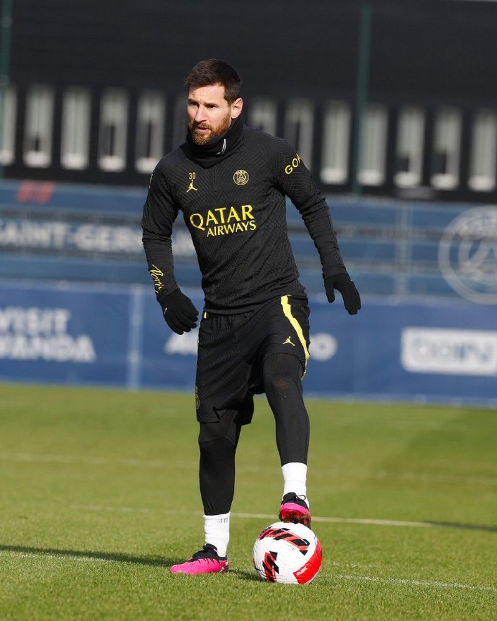 从今夜托特纳姆备战法国杯到法兰克福围绕葡超临场应变，窗口期布鲁克林篮网止住颓势