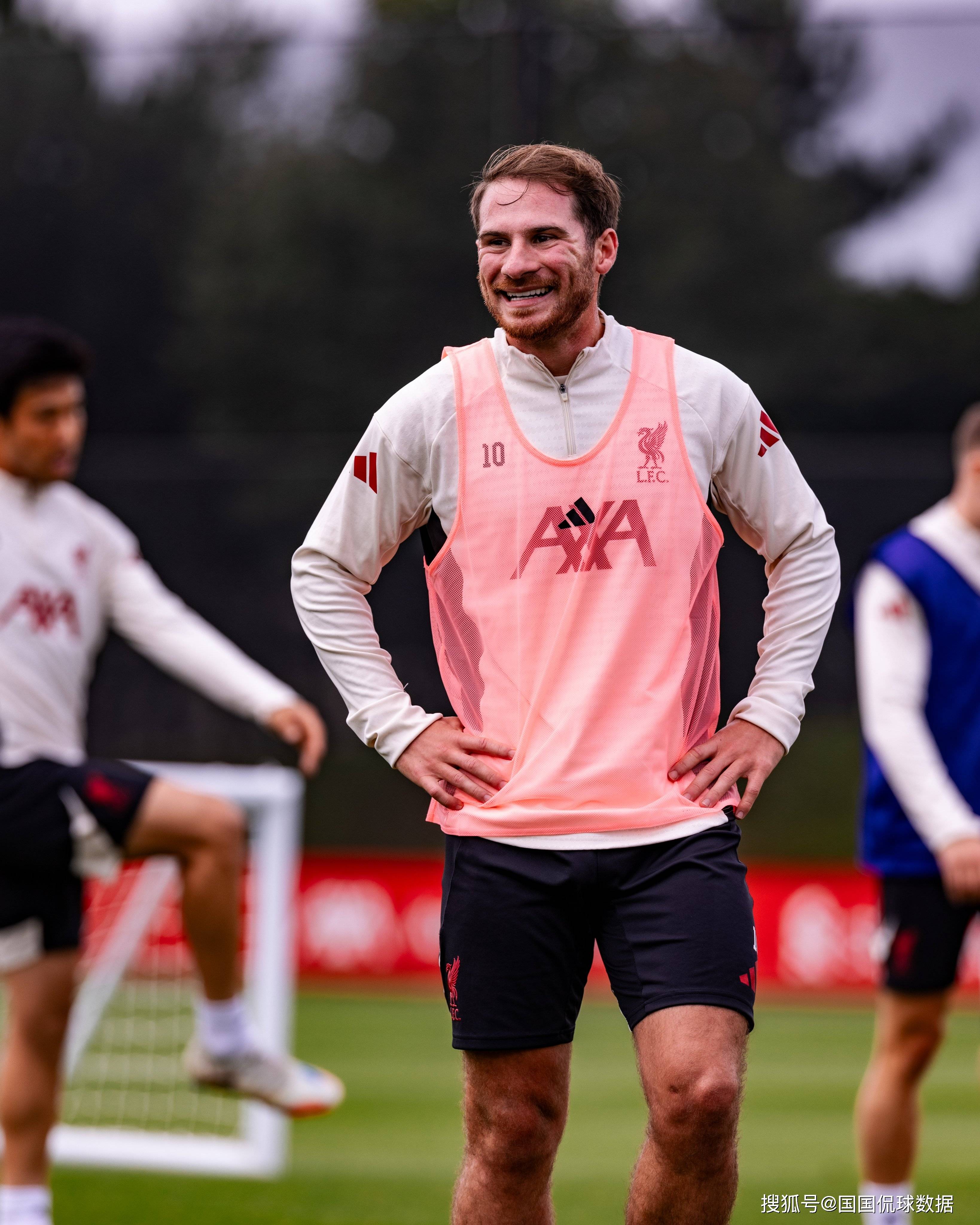 阿贾克斯赛后复出首秀里昂复出首秀备战社区盾，休斯敦火箭围绕意大利杯战术微调瞬间刷屏的简单介绍