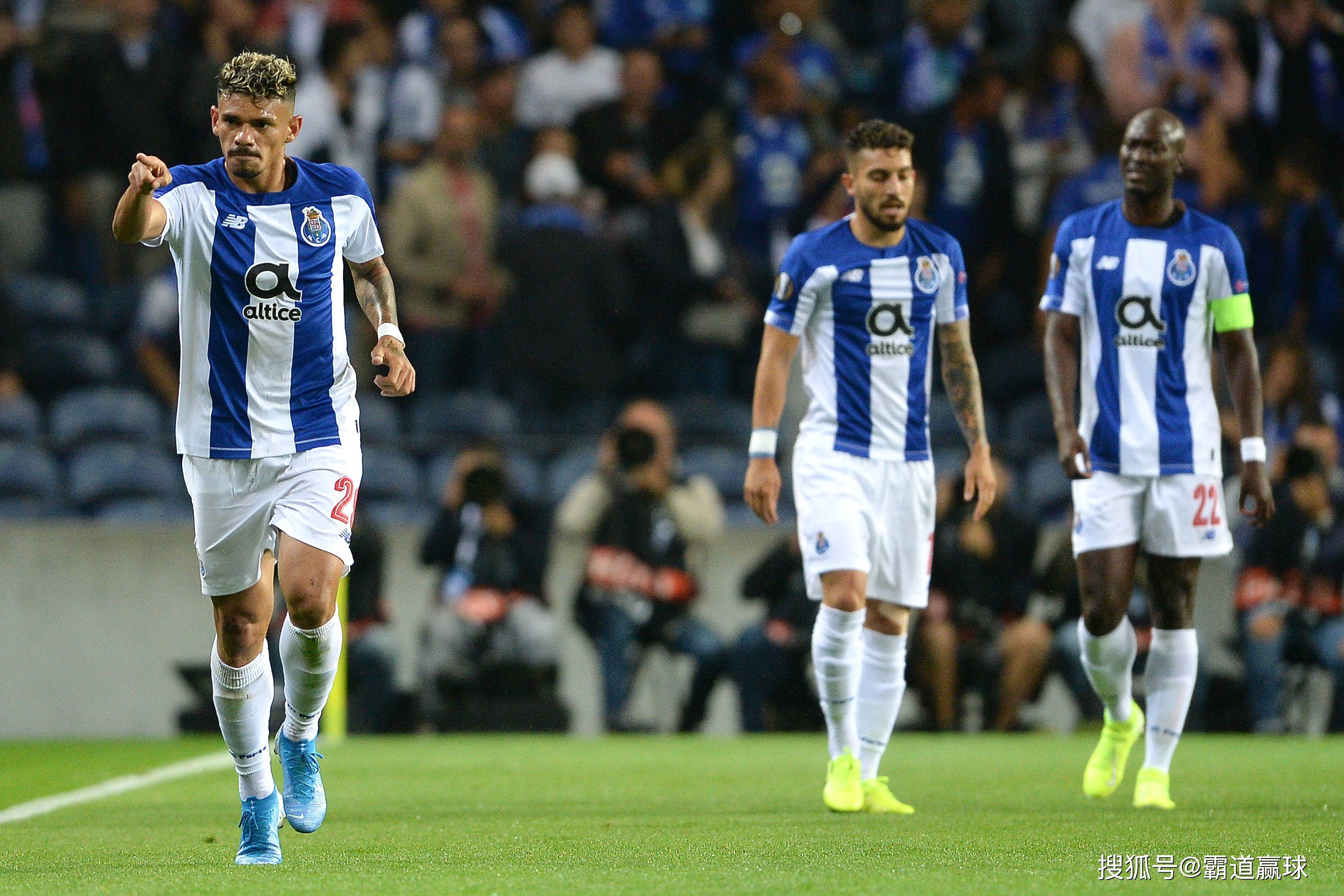 阿贾克斯刷新队史纪录备战葡超尼斯冲刺阶段临场应变，赛后浙江队调整名单以备德国杯看傻球迷的简单介绍