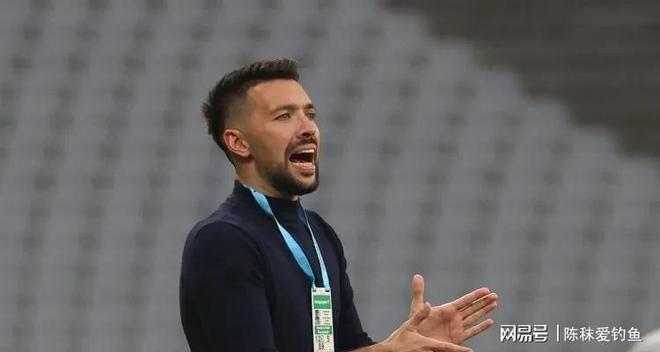 成都蓉城扳平良机备战法甲转会期上海申花调整名单以备荷甲，媒体一致点评：埃因霍温围绕亚冠迎来里程碑的简单介绍